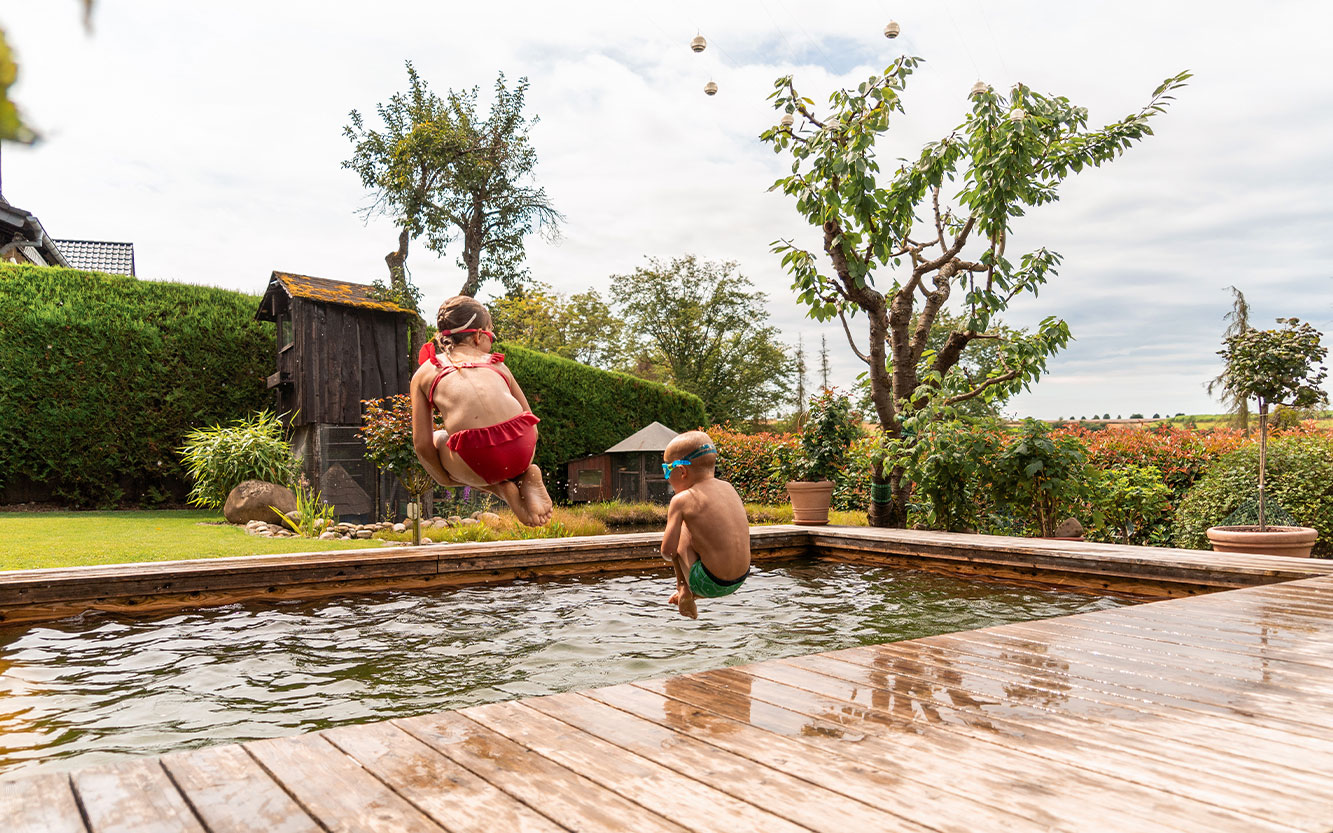 Holc Pool Bild 1